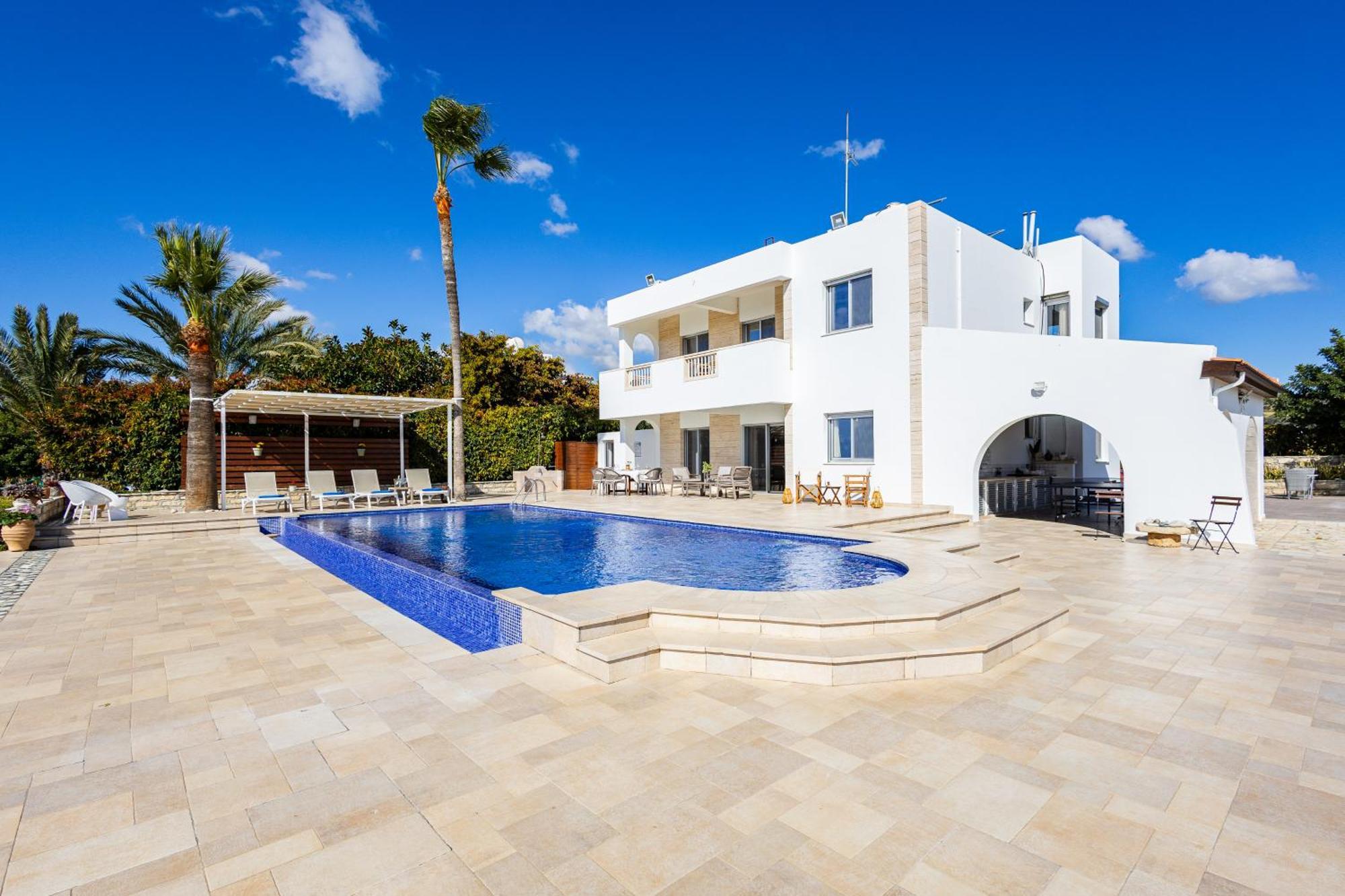 Villa Chrysta Agios Theodoros Exterior photo