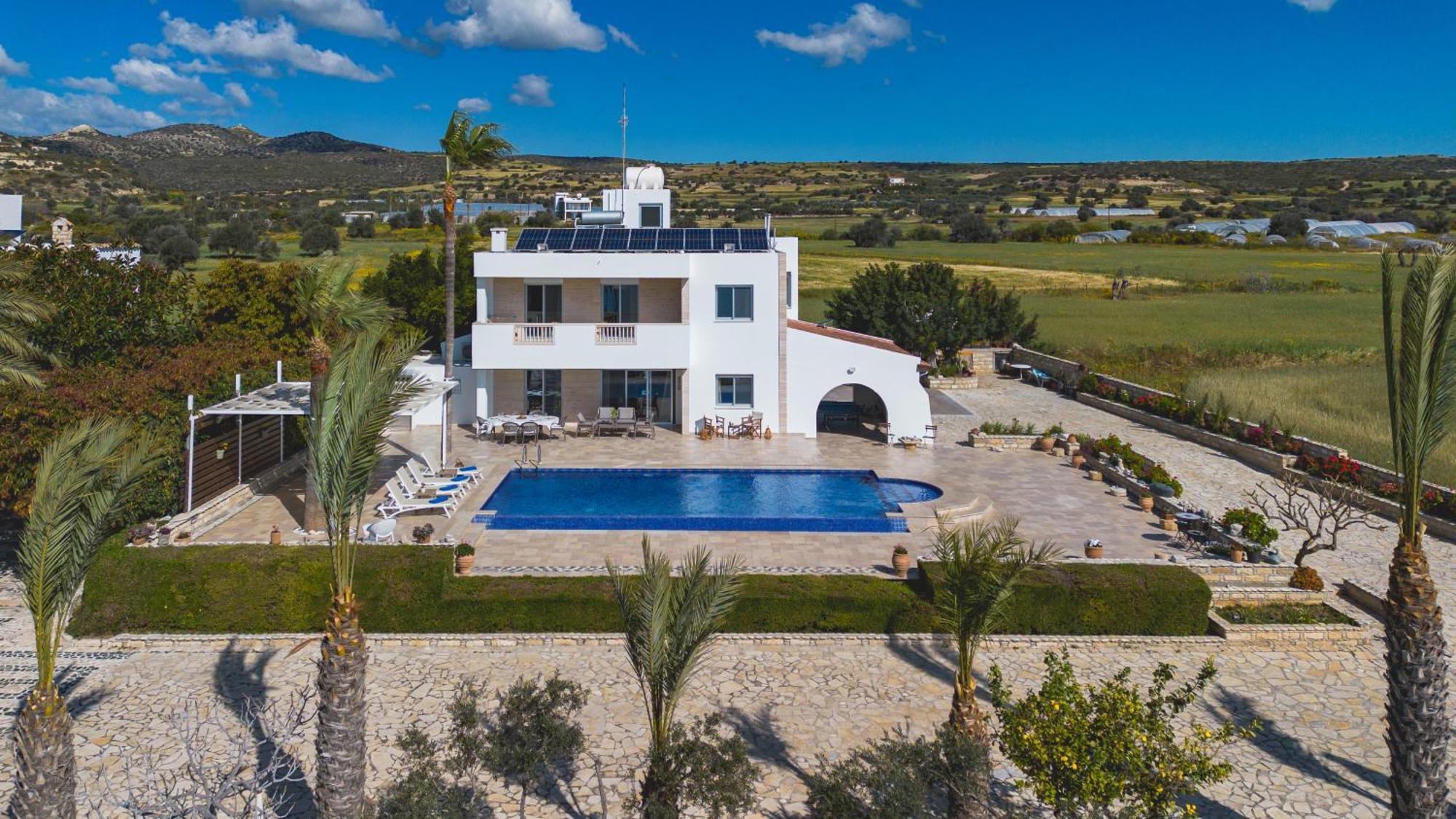 Villa Chrysta Agios Theodoros Exterior photo